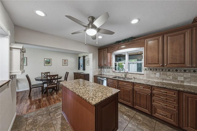 14320 13TH STREET, Dade City, FL 33523