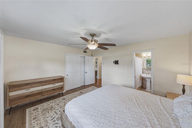 14320 13TH STREET, Dade City, FL 33523