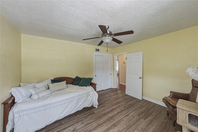 14320 13TH STREET, Dade City, FL 33523