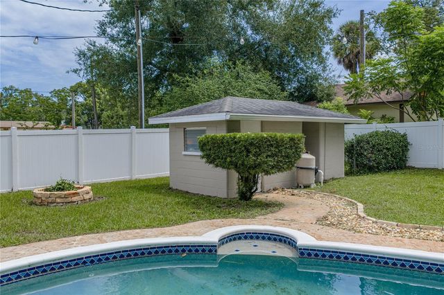 14320 13TH STREET, Dade City, FL 33523