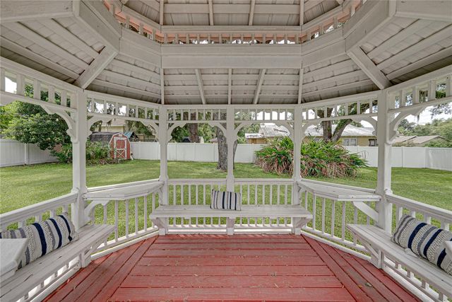 14320 13TH STREET, Dade City, FL 33523