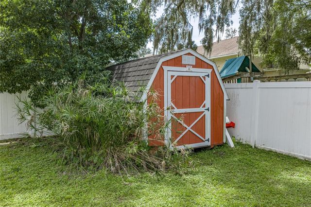 14320 13TH STREET, Dade City, FL 33523
