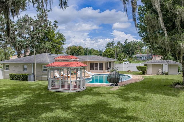 14320 13TH STREET, Dade City, FL 33523