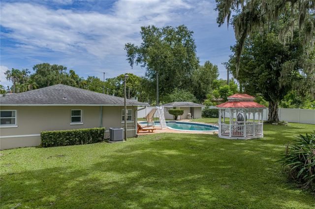 14320 13TH STREET, Dade City, FL 33523