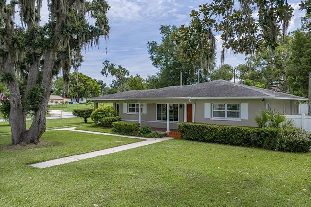 14320 13TH STREET, Dade City, FL 33523