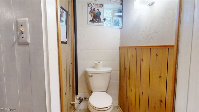 8423 Greenlawn Avenue, Parma, OH 44129