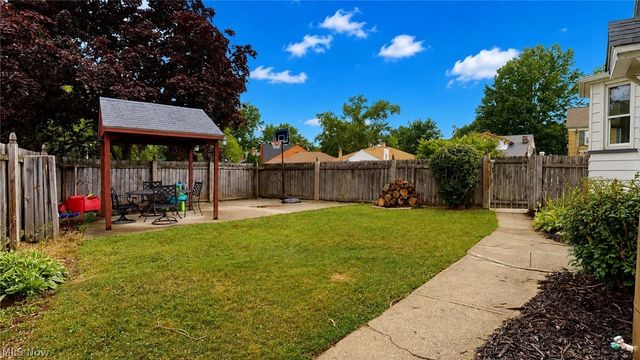 8423 Greenlawn Avenue, Parma, OH 44129