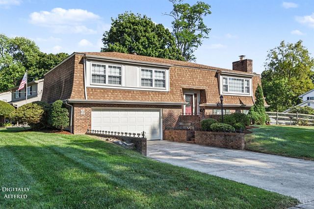 496 Sunaire Terrace, Delhi Twp, OH 45238