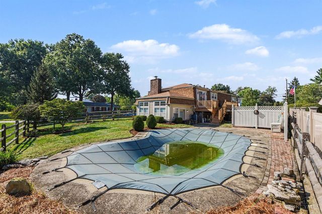 496 Sunaire Terrace, Delhi Twp, OH 45238