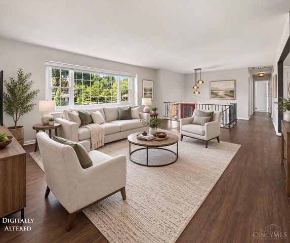496 Sunaire Terrace, Delhi Twp, OH 45238