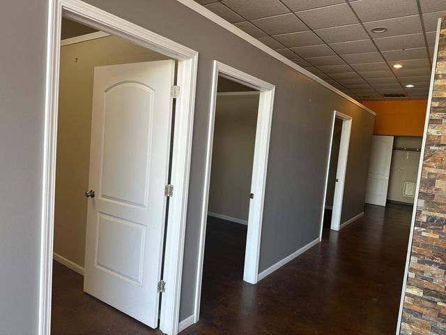 6006 S CASS Avenue A, Westmont, IL 60559