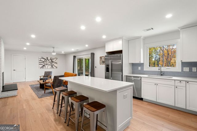 745 Honeysuckle, Gainesville, GA 30501