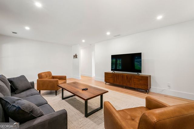 745 Honeysuckle, Gainesville, GA 30501