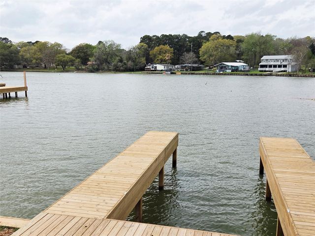 13136 Sorrento Bay Drive, Willis, TX 77318