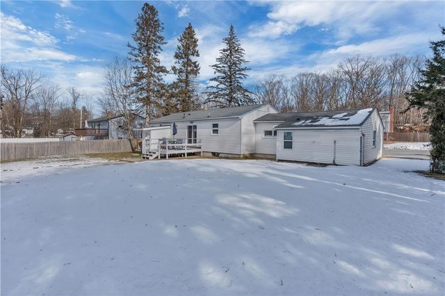 30 S Bennett Drive, Johnston, RI 02919