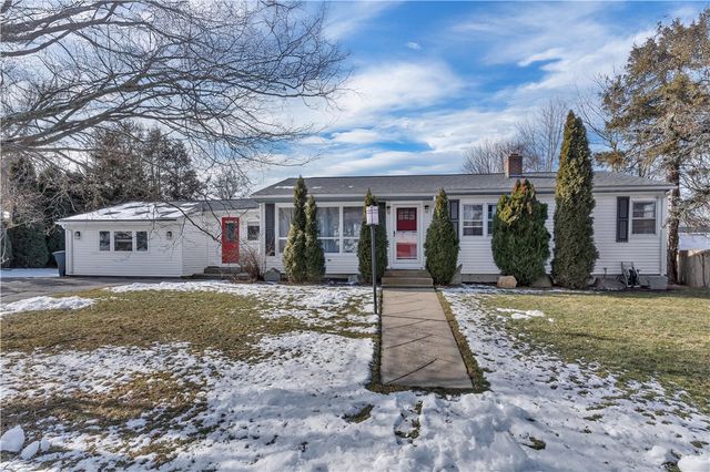 30 S Bennett Drive, Johnston, RI 02919