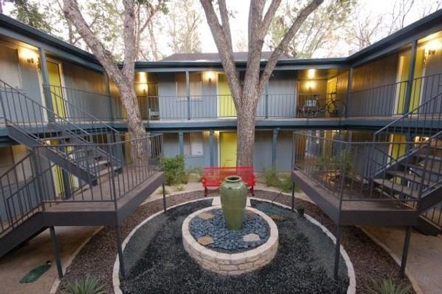 4209 Avenue B Ave 106, Austin, TX 78751