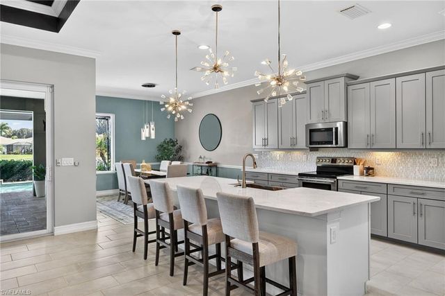 14748 Windward LN, Naples, FL 34114