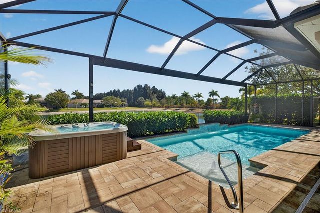 14748 Windward LN, Naples, FL 34114