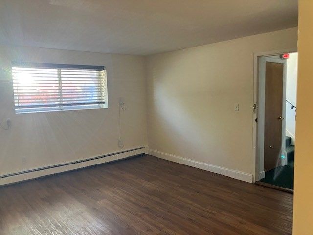 116 Trapelo 4, Waltham, MA 02452