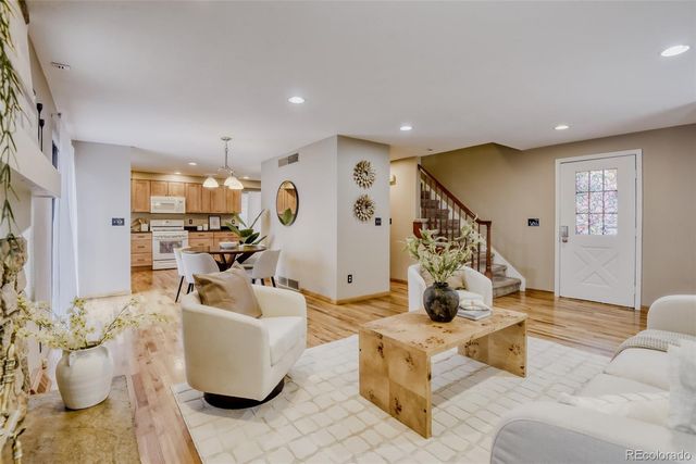 5753 S Lansing Court, Englewood, CO 80111