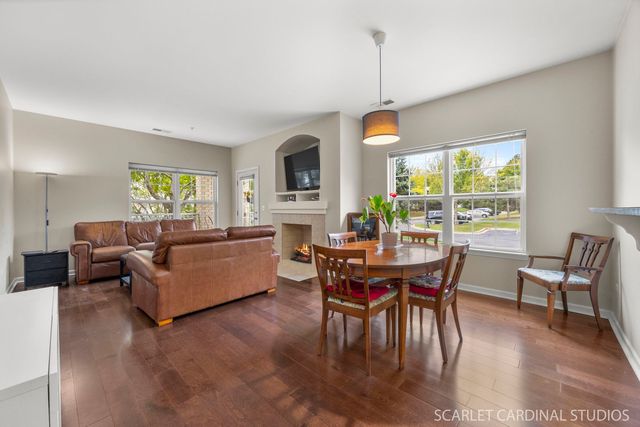 1275 W Lake Street 104, Addison, IL 60101