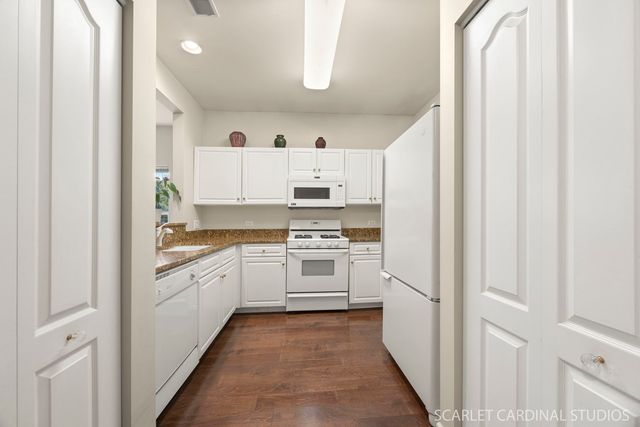 1275 W Lake Street 104, Addison, IL 60101