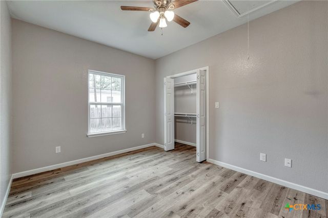 1408 Armstrong Street, Luling, TX 78648