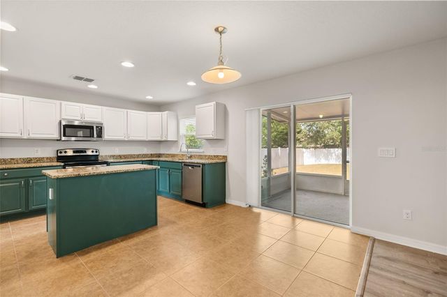 611 DEL PILAR DRIVE, Groveland, FL 34736