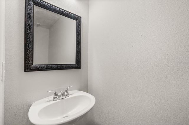 611 DEL PILAR DRIVE, Groveland, FL 34736