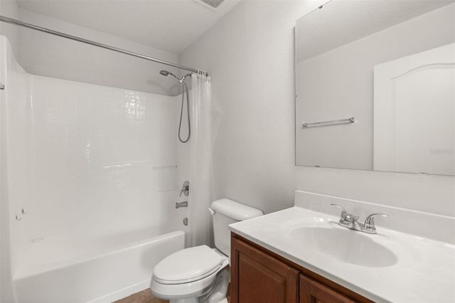 611 DEL PILAR DRIVE, Groveland, FL 34736