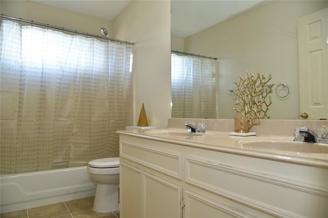 12322 Wealdstone Drive, Tomball, TX 77377