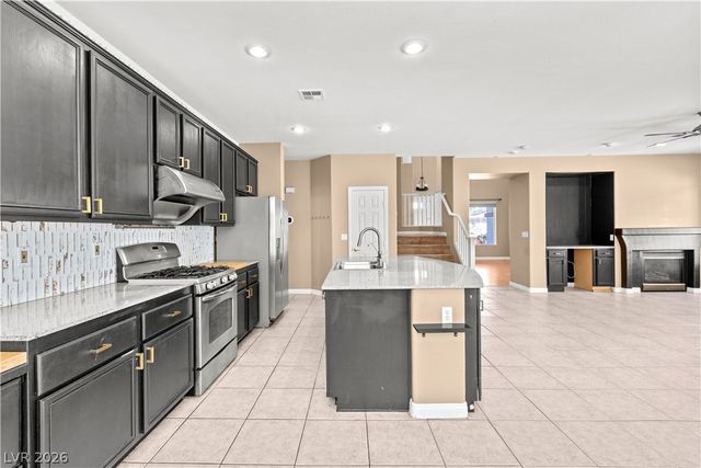 339 Falcons Fire Avenue, Las Vegas, NV 89148