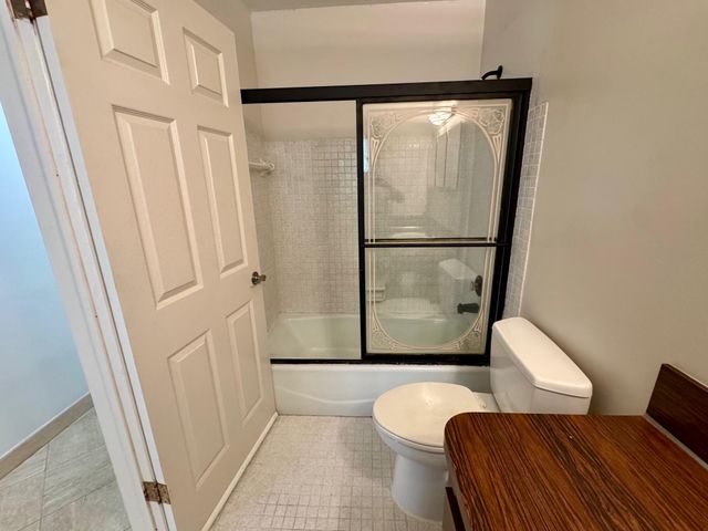 7441 SW 19th Street, Plantation, FL 33317