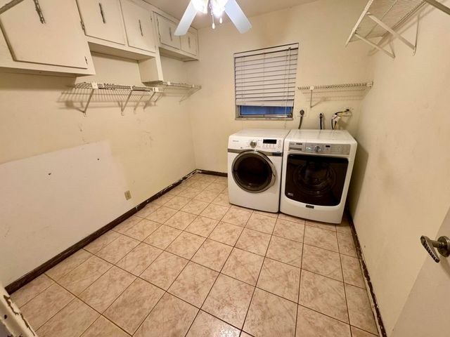 7441 SW 19th Street, Plantation, FL 33317