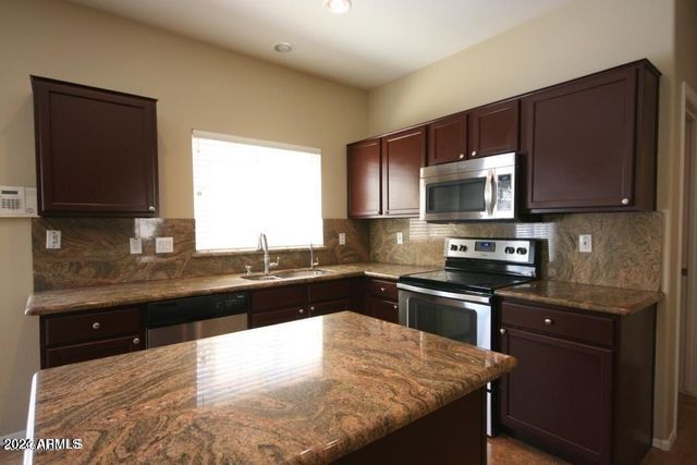 40435 N ACADIA Court, Anthem, AZ 85086