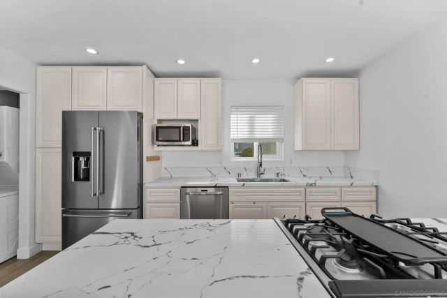 4671-73 Terrace Dr, San Diego, CA 92116