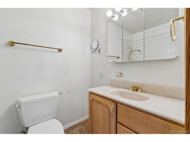 38 Elliot Ln, Golden, CO 80403