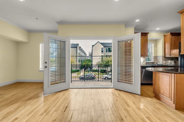 2203 N Carroll Avenue 2, Dallas, TX 75204