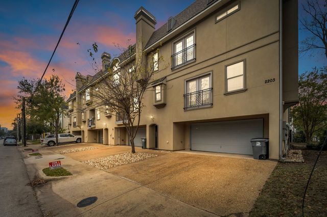 2203 N Carroll Avenue 2, Dallas, TX 75204