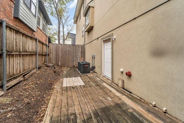 2203 N Carroll Avenue 2, Dallas, TX 75204