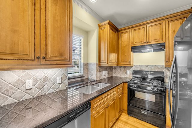 2203 N Carroll Avenue 2, Dallas, TX 75204