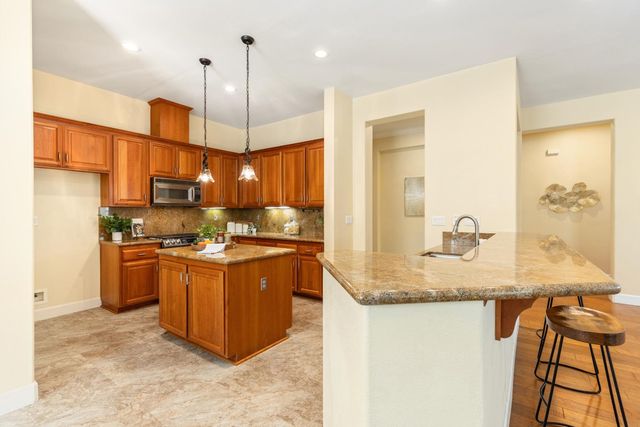 6080 Creekberry Way, El Dorado Hills, CA 95762
