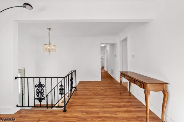 24 Conerly Rd, Franklin Twp., NJ 08873