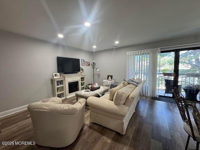 11 Interlaken Court 6, Freehold, NJ 07728