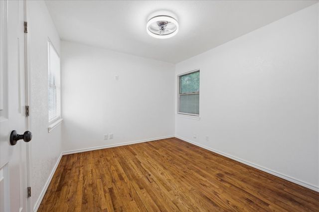1304 Cardinal Street, Arlington, TX 76010