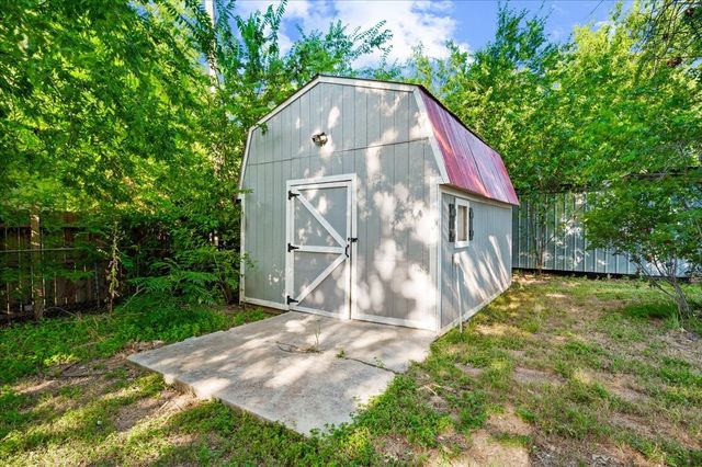 1304 Cardinal Street, Arlington, TX 76010