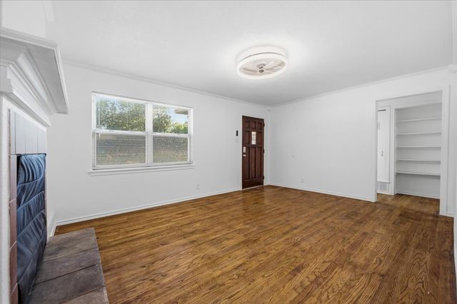 1304 Cardinal Street, Arlington, TX 76010