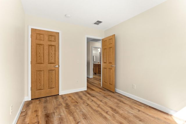 113 S COLUMBUS Street, North Pekin, IL 61554