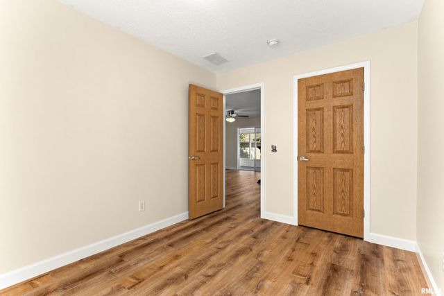 113 S COLUMBUS Street, North Pekin, IL 61554